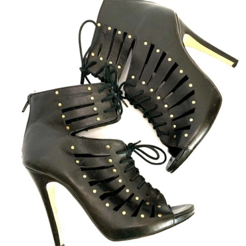 ❤️SOLD❤️Dolce Vita Size 8 Black Lace Up Heels